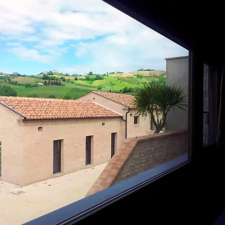 One Bedroom With Shared Pool And Wifi At