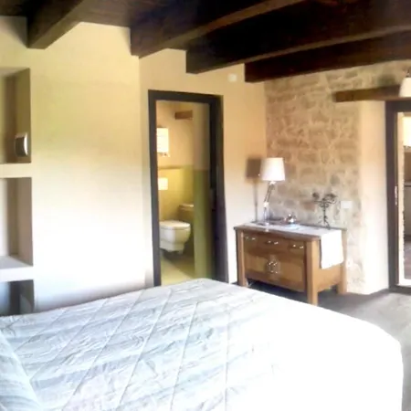 One Bedroom With Shared Pool And Wifi At Appartamento