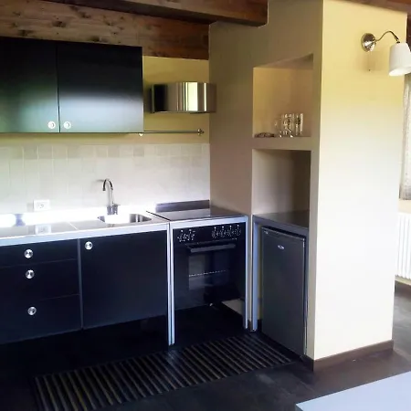 Appartamento One Bedroom With Shared Pool And Wifi At *